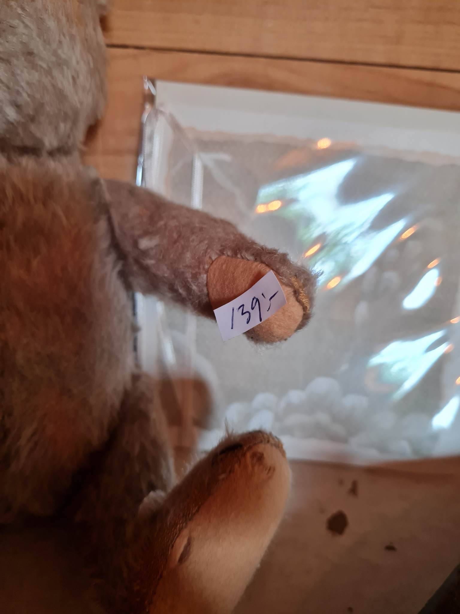 Antik teddybjörn från loppis
